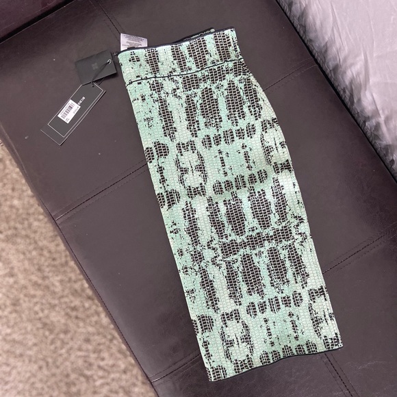 BCBG Pencil Skirt - Picture 2 of 2